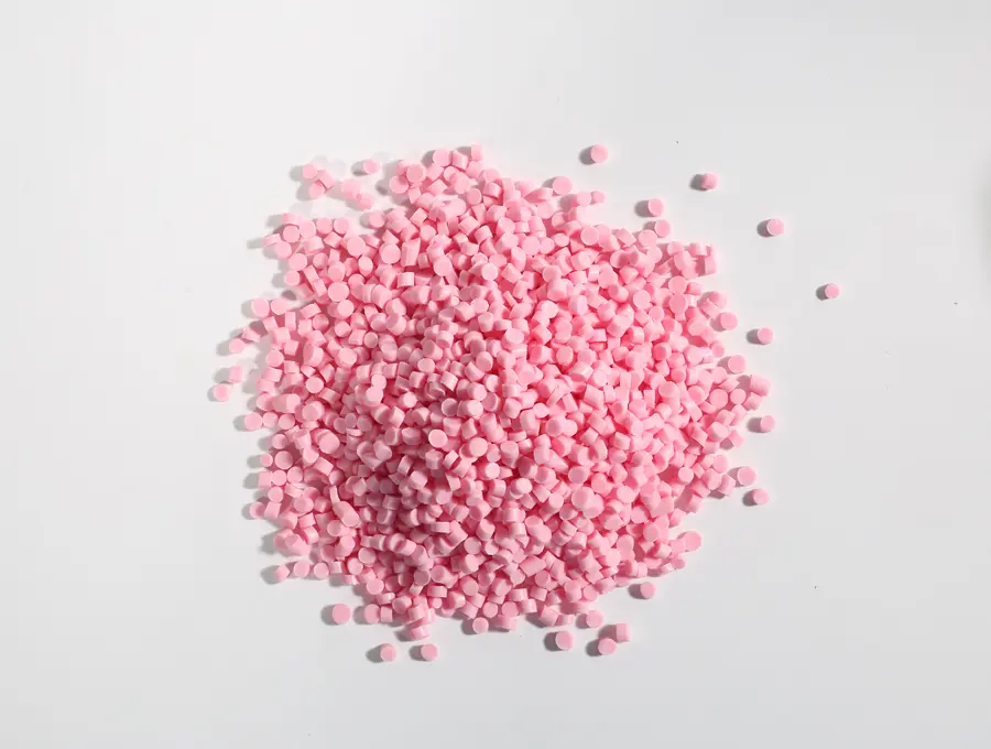 Производитель Huizhou TPE рассказывает: Какие факторы определяют светопроницаемость полупрозрачных частиц сырья TPE? Производитель Huizhou TPE рассказывает: Какие факторы определяют светопроницаемость полупрозрачных частиц сырья TPE?